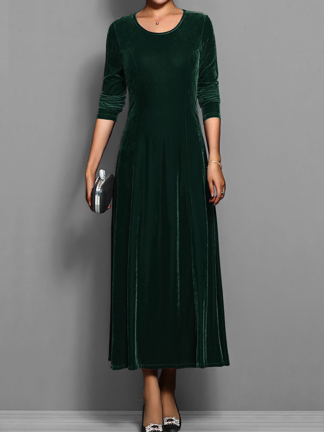April | Soft Velvet Dress