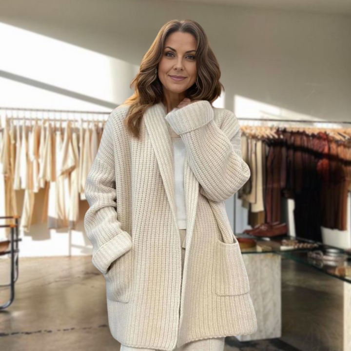 Mia™ | Elegant Cardigan